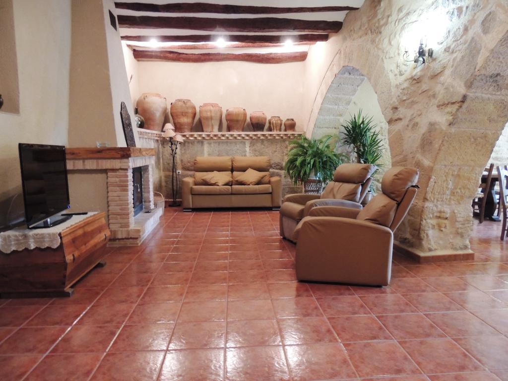 Las Bodegas Del Gilo Valdealgorfa Eksteriør billede